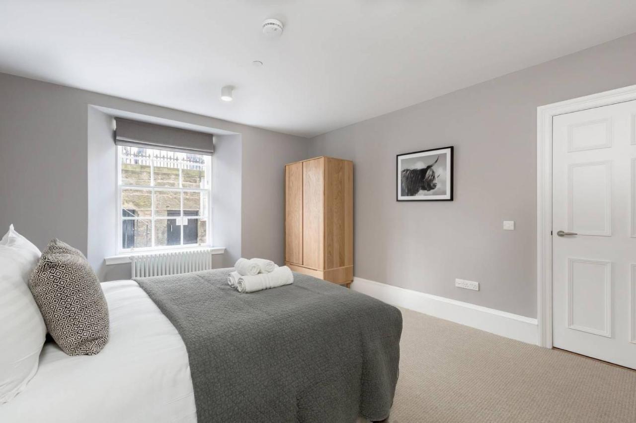 Joivy Luxurious 2Br Home Near Haymarket Station إدنبرة المظهر الخارجي الصورة
