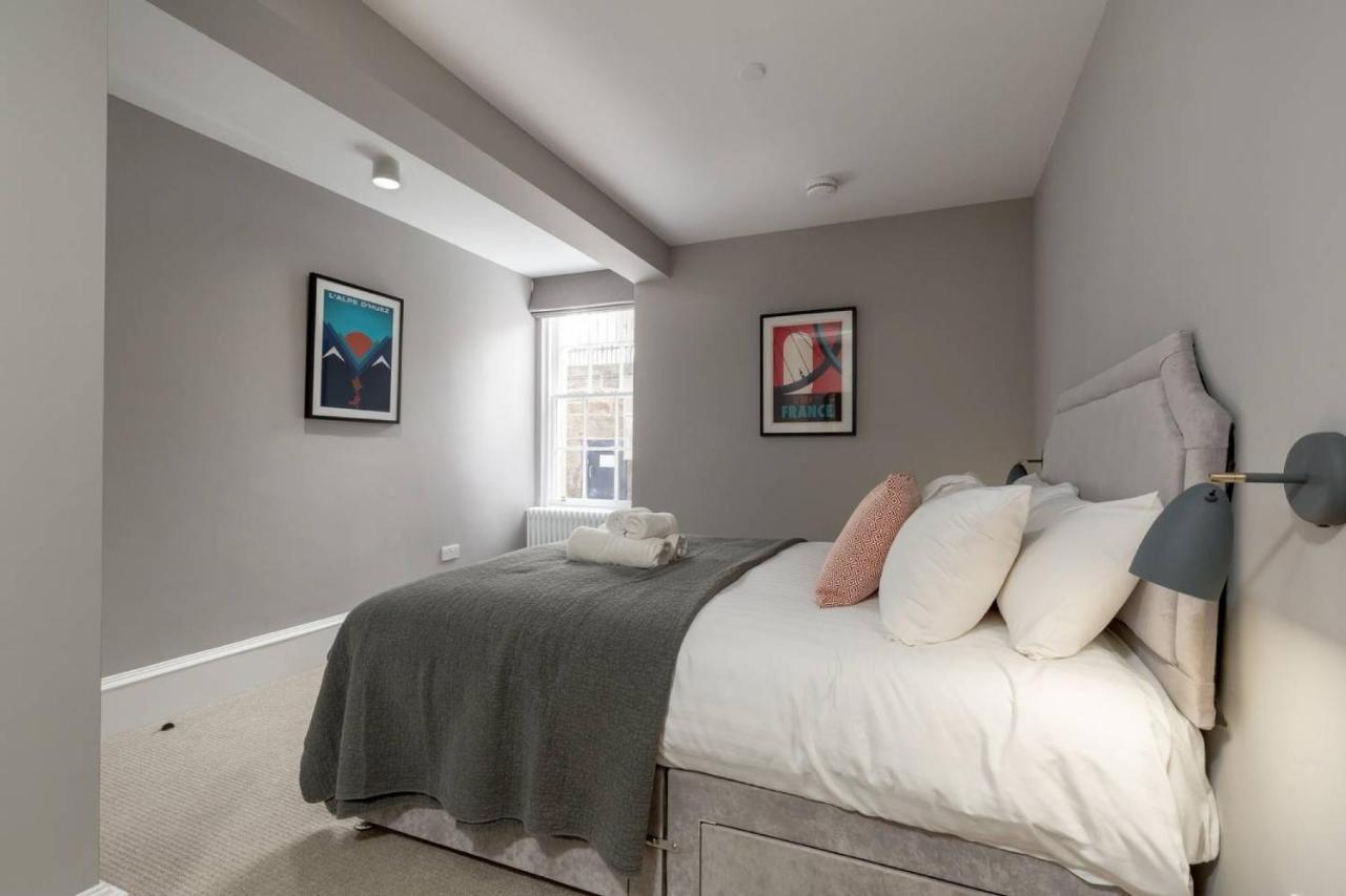 Joivy Luxurious 2Br Home Near Haymarket Station إدنبرة المظهر الخارجي الصورة