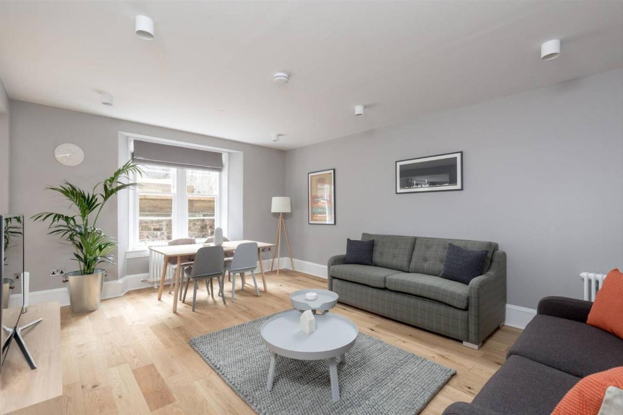 Joivy Luxurious 2Br Home Near Haymarket Station إدنبرة المظهر الخارجي الصورة