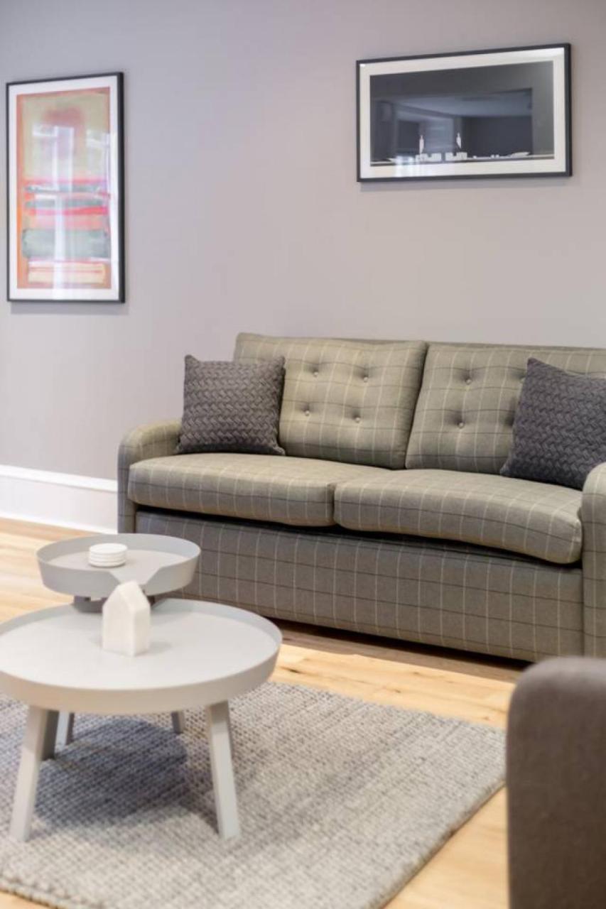 Joivy Luxurious 2Br Home Near Haymarket Station إدنبرة المظهر الخارجي الصورة